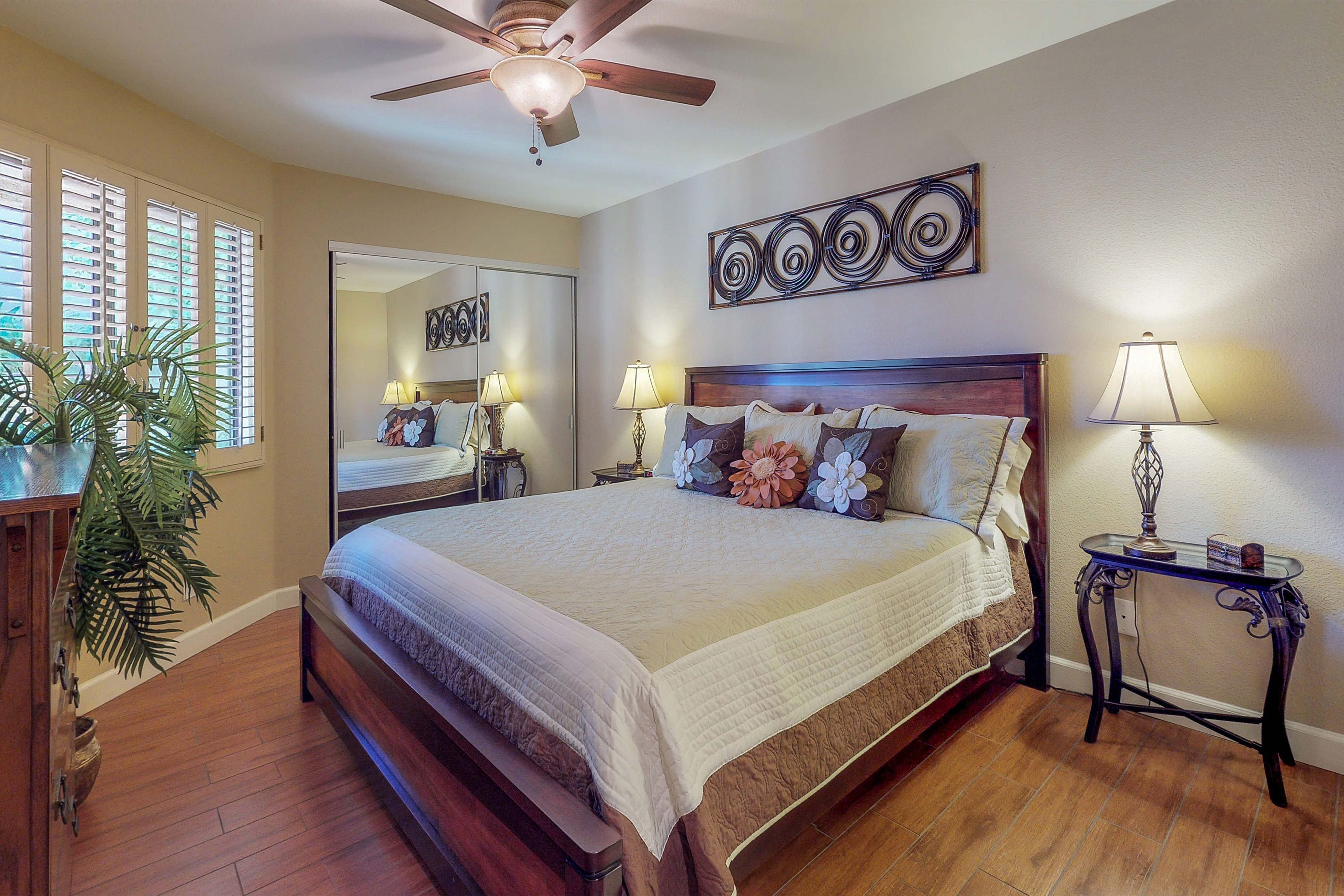 Palm Desert Home 983947