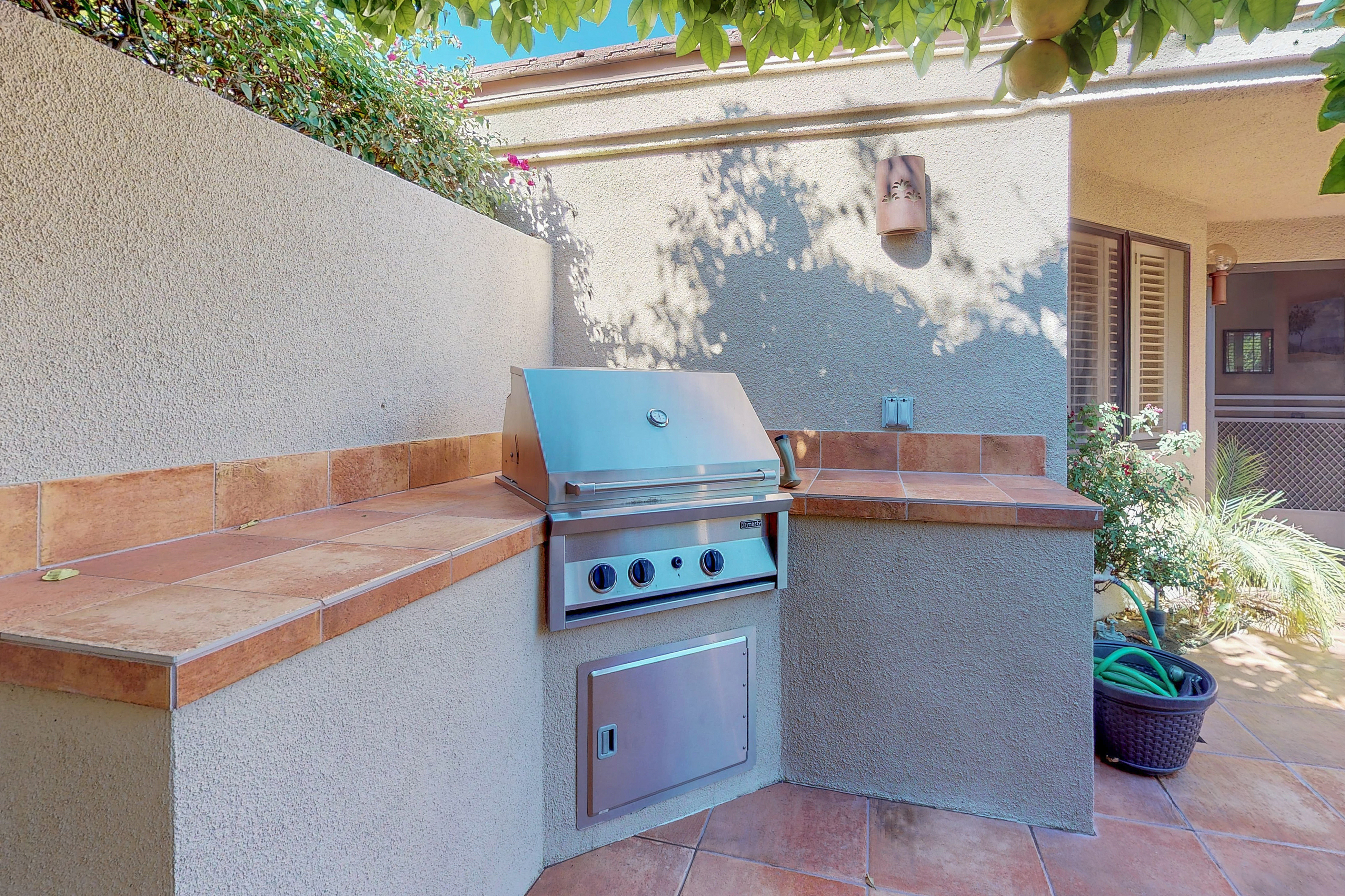 Palm Desert Home 983947