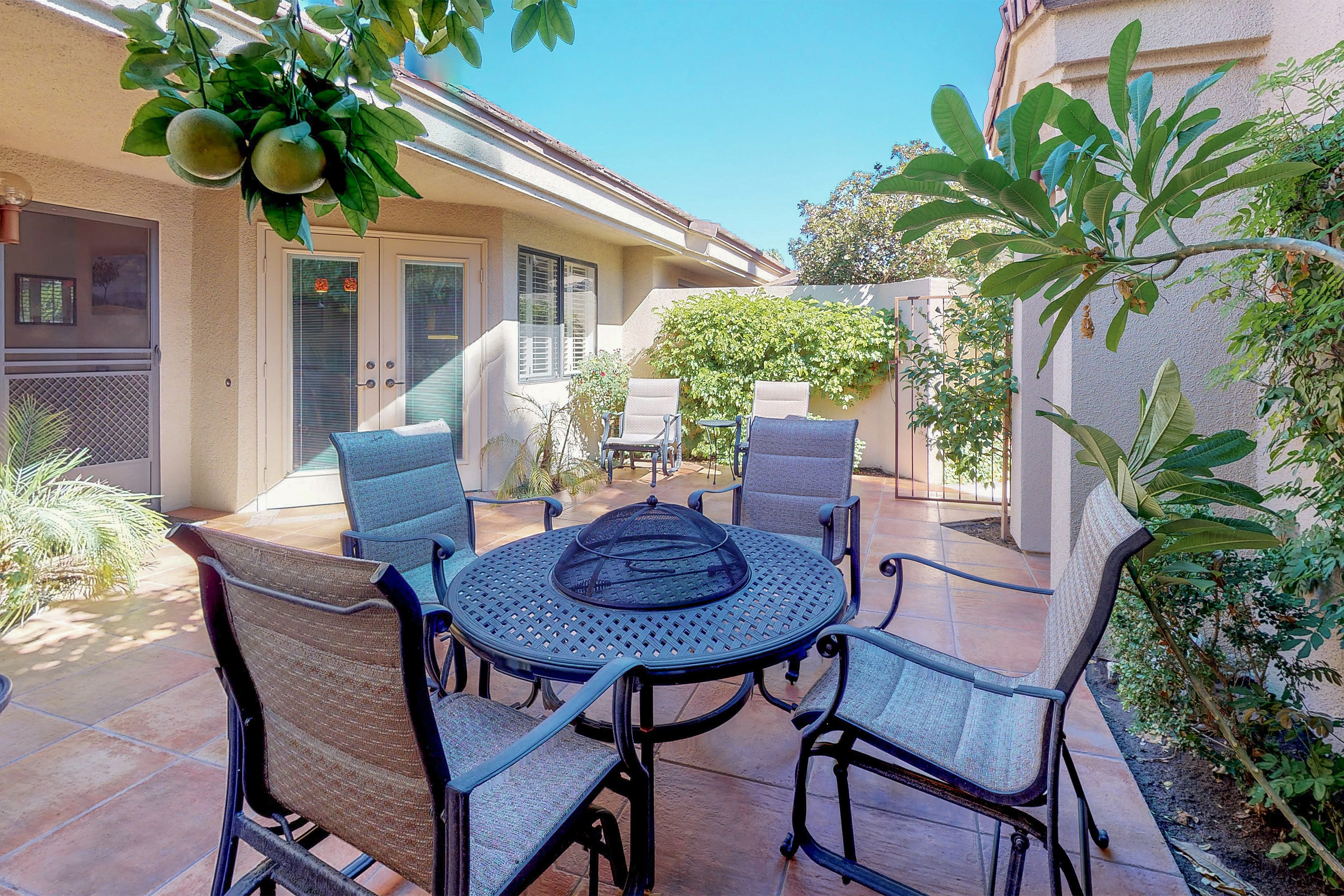 Palm Desert Home 983947