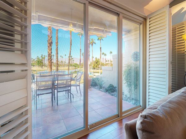 Palm Desert Home 983947