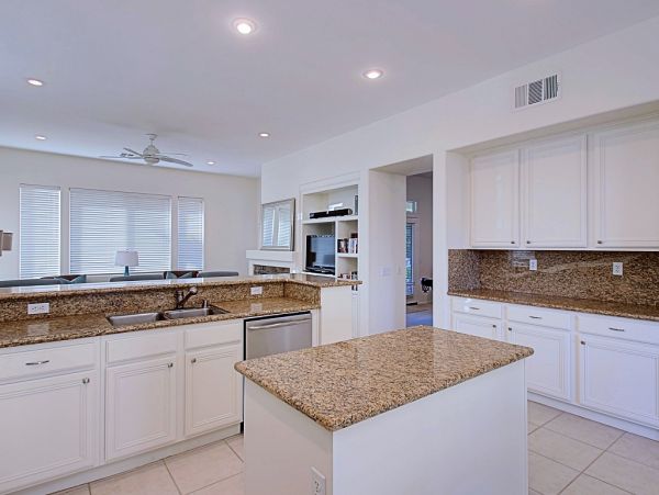 Palm Desert Home 983948