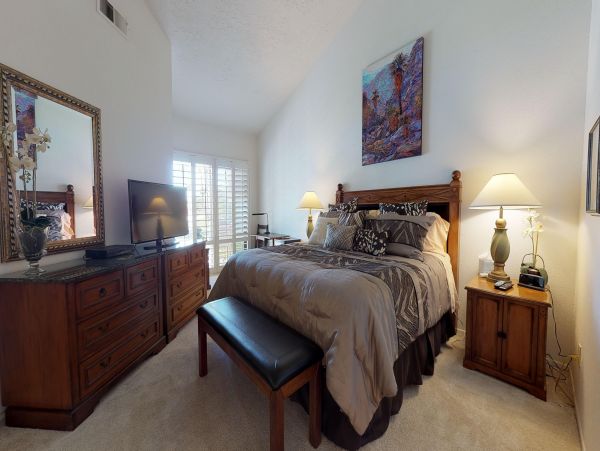 Palm Desert Home 983949