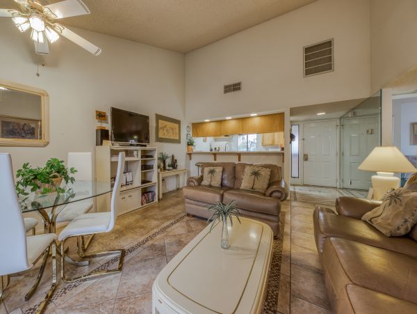 Palm Desert Home 983950