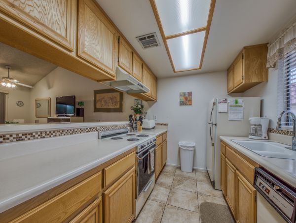 Palm Desert Home 983950