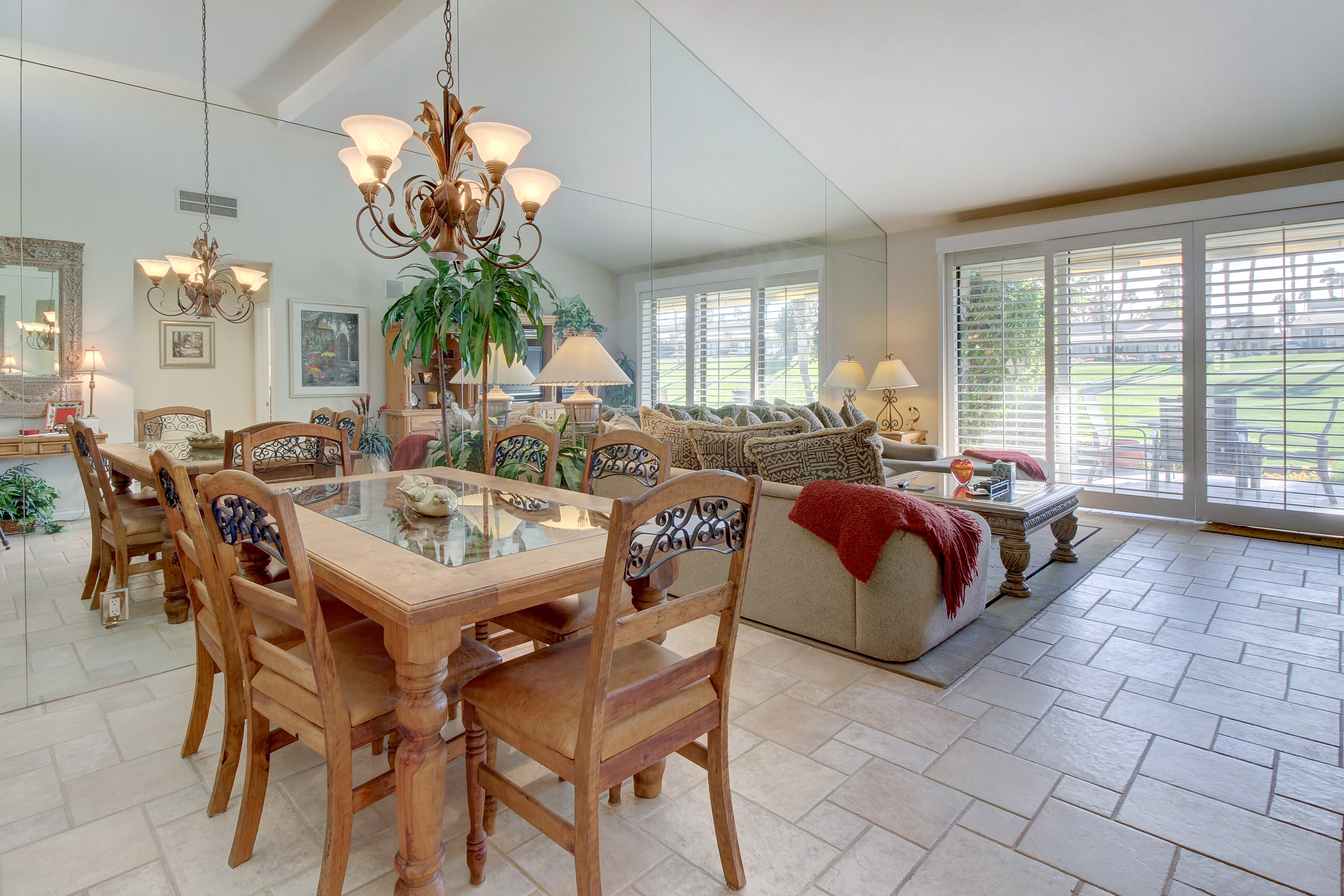 Palm Desert Home 983951