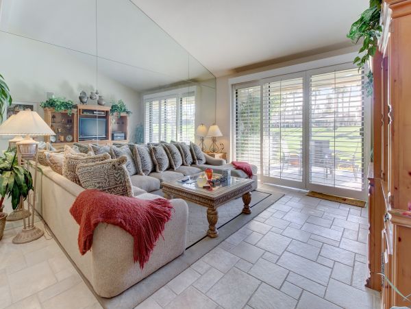 Palm Desert Home 983951