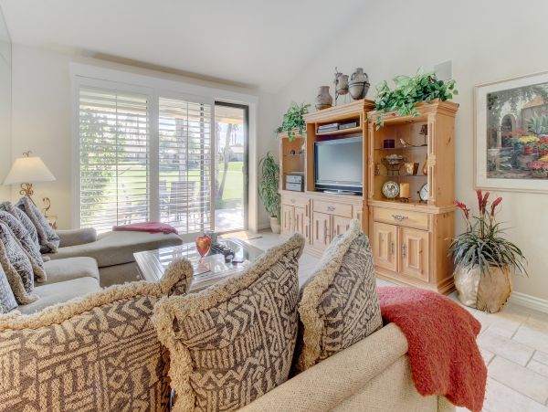 Palm Desert Home 983951