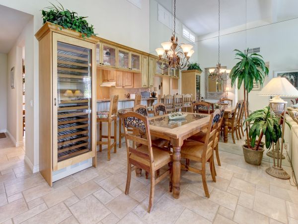 Palm Desert Home 983951