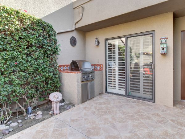Palm Desert Home 983951