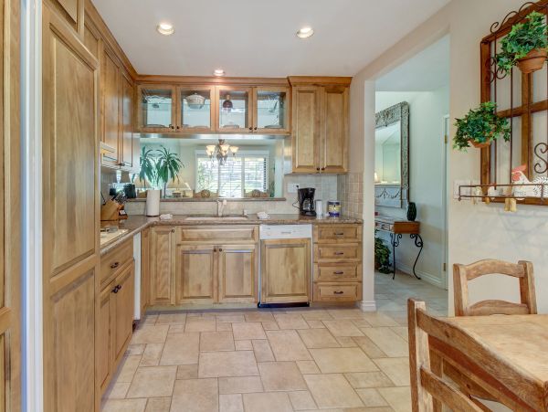 Palm Desert Home 983951