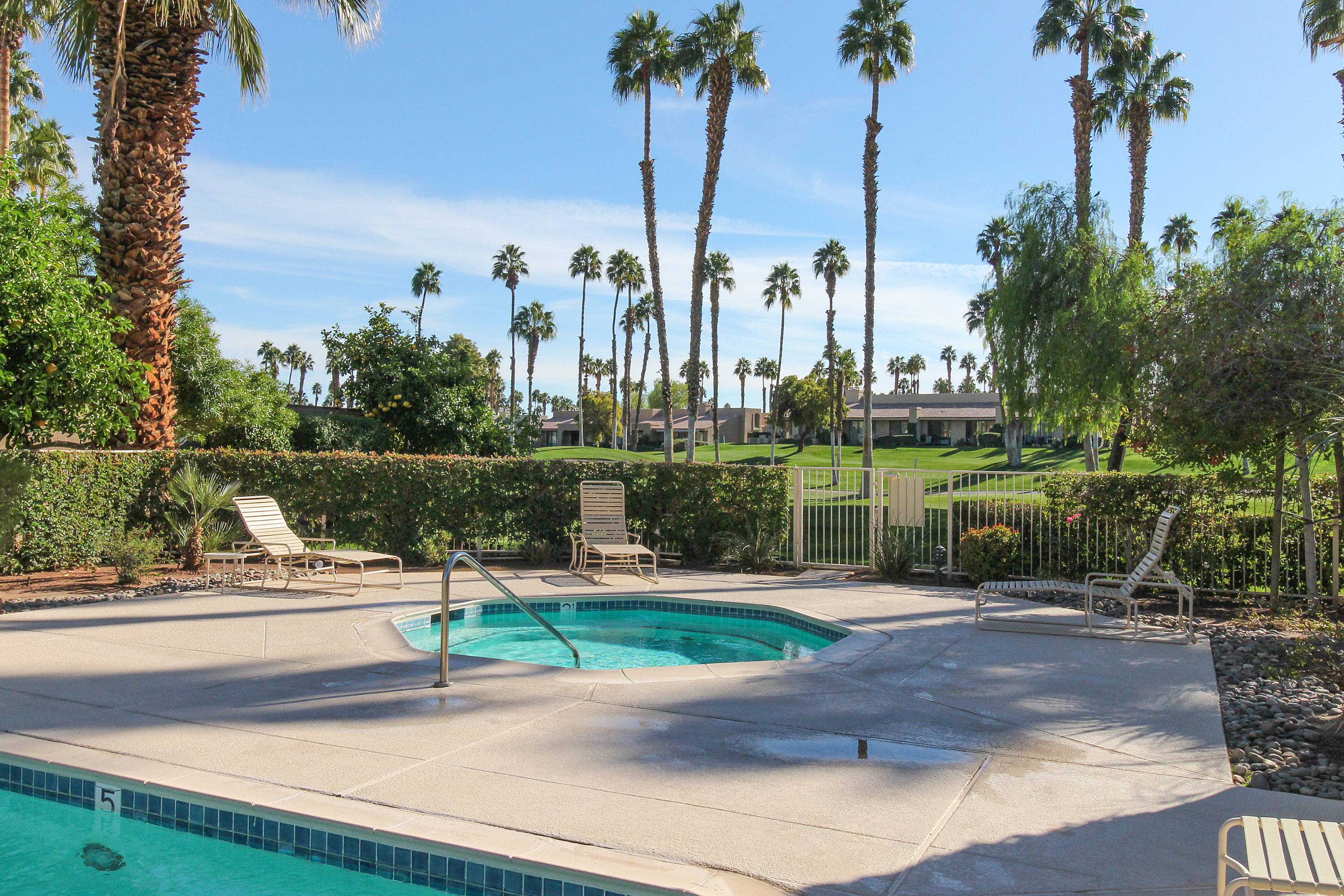 Palm Desert Home 983951