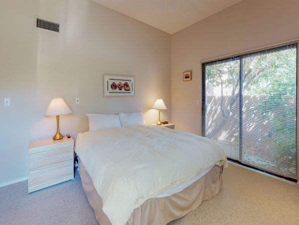 Palm Desert Home 983952