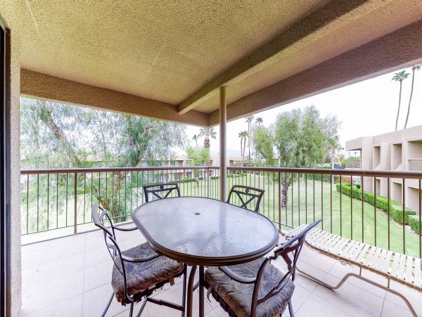Palm Desert Home 983953