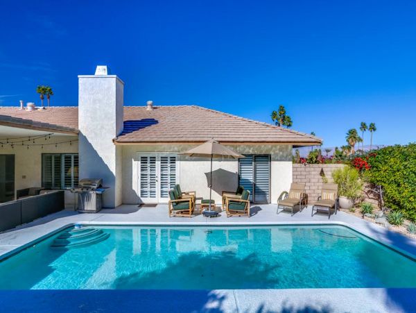 Palm Desert Home 983954