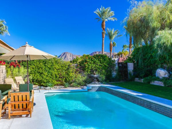 Palm Desert Home 983954