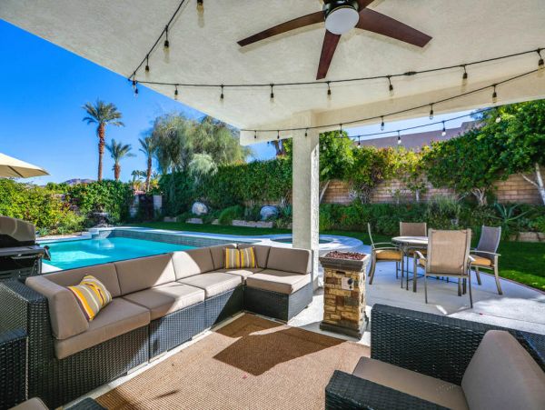 Palm Desert Home 983954