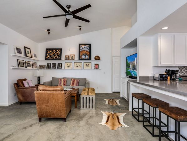Palm Desert Home 983954