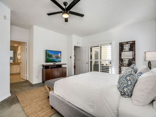 Palm Desert Home 983954
