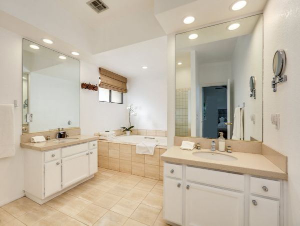 Palm Desert Home 983954