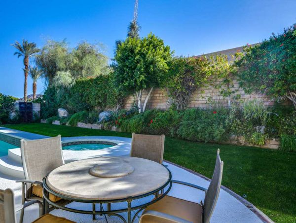 Palm Desert Home 983954