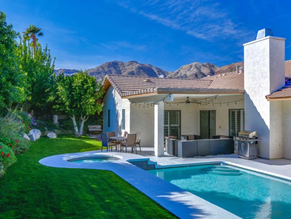 Palm Desert Home 983954