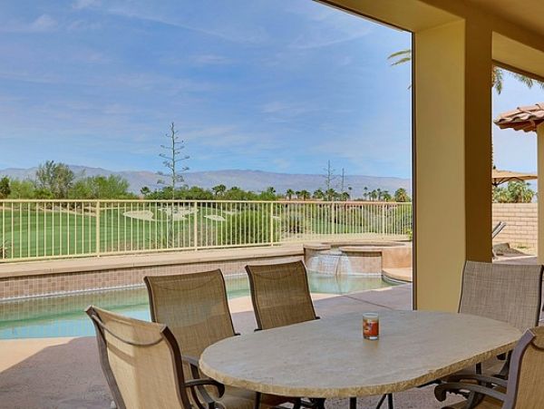 Palm Desert Home 983955