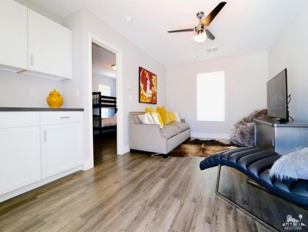 Palm Desert Home 983957