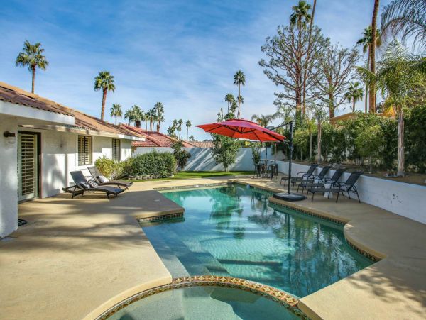 Palm Desert Home 983958