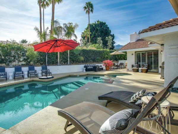 Palm Desert Home 983958