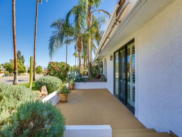 Palm Desert Home 983958