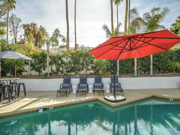 Palm Desert Home 983958