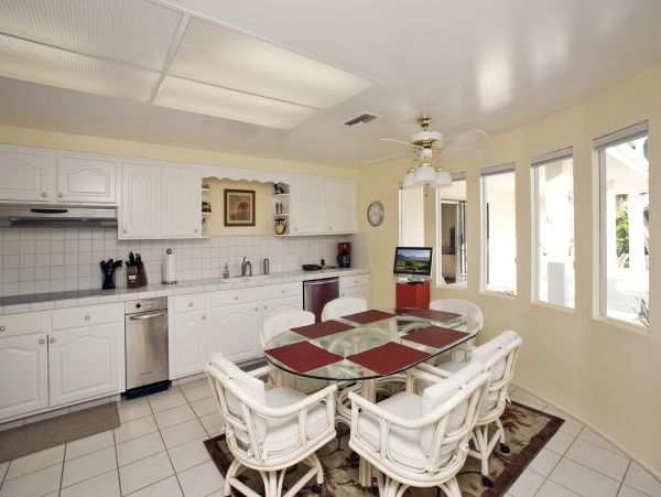 Palm Desert Home 983959