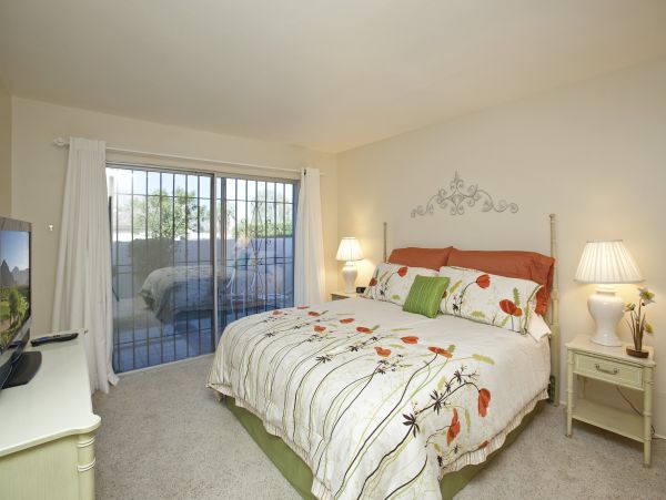 Palm Desert Home 983959