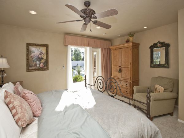 Palm Desert Home 983959