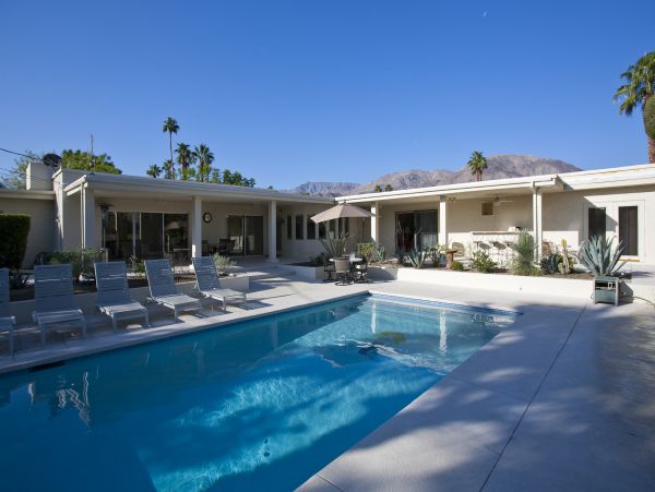 Palm Desert Home 983959
