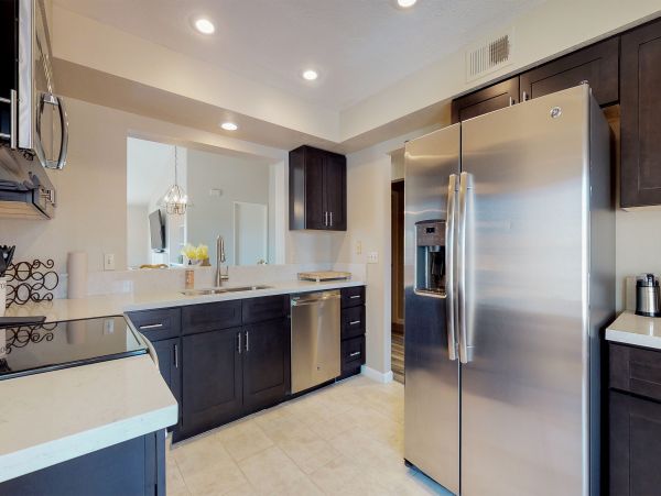 Palm Desert Home 983960