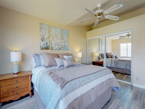 Palm Desert Home 983960