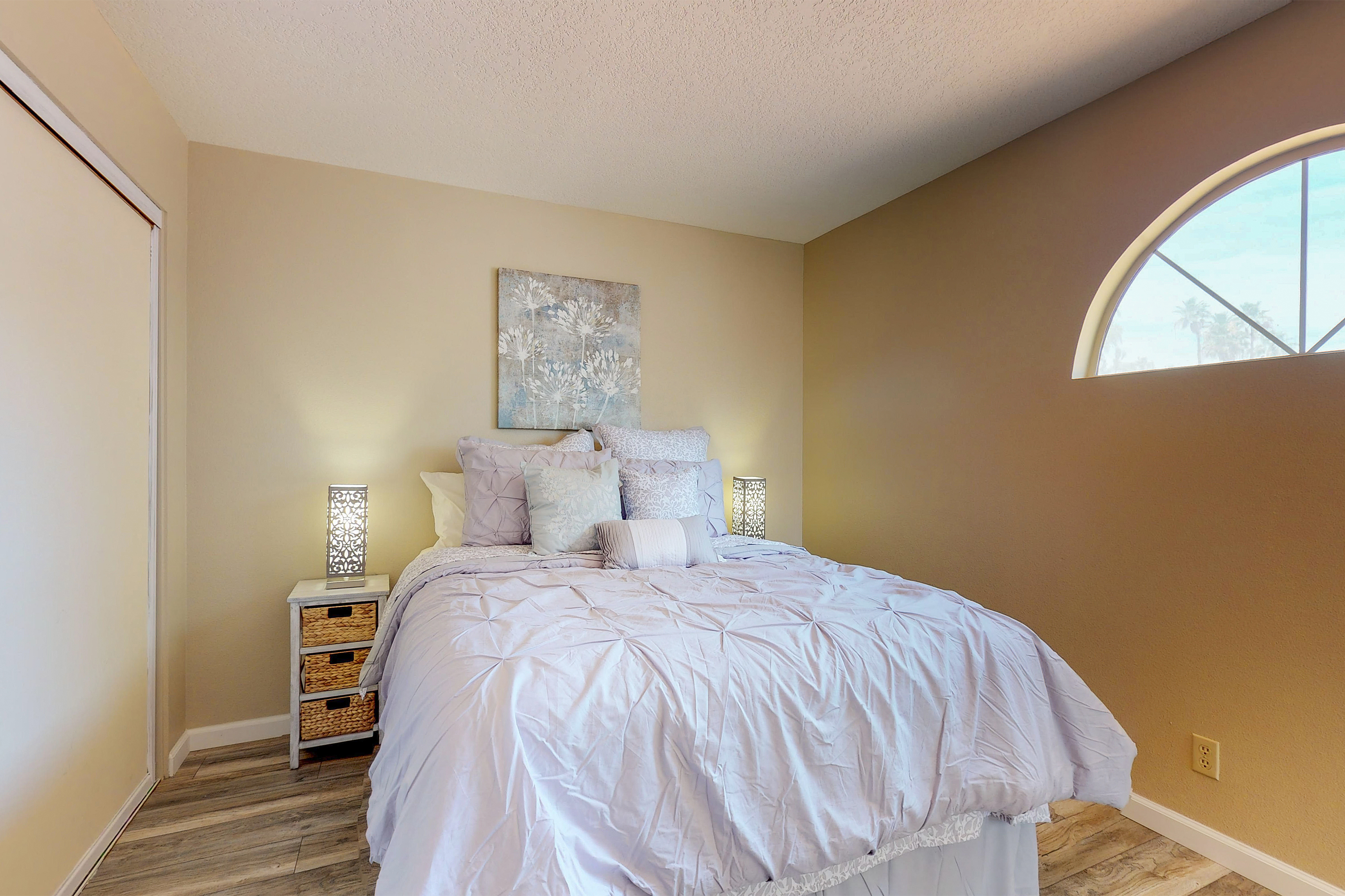 Palm Desert Home 983960