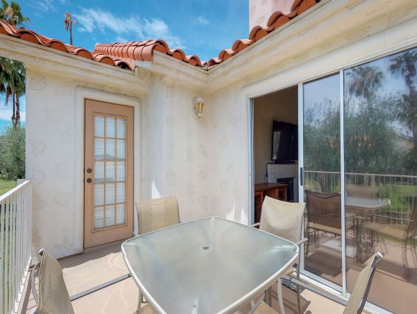 Palm Desert Home 983960