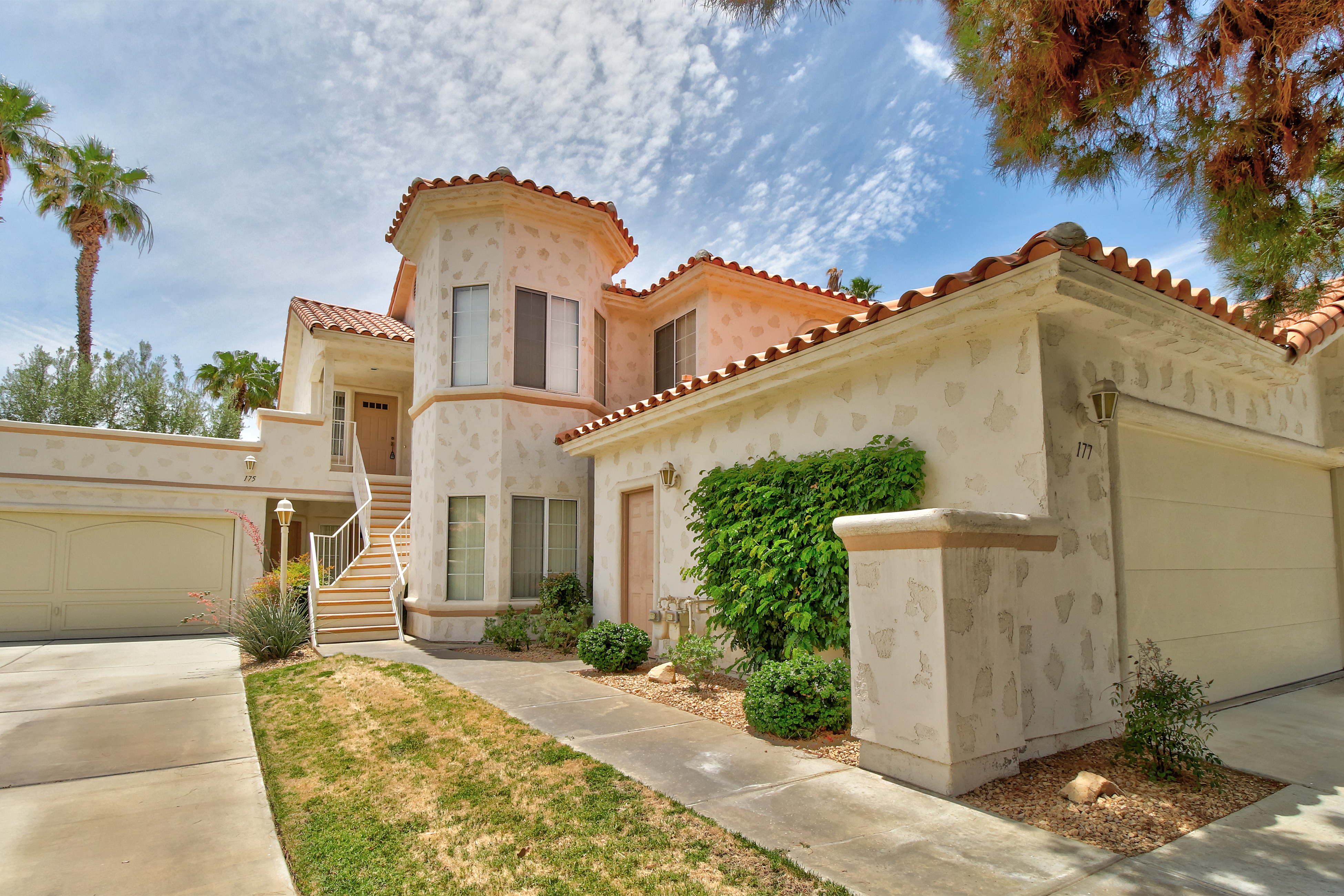 Palm Desert Home 983960