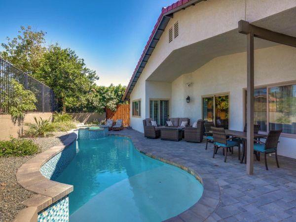 Palm Desert Home 983962