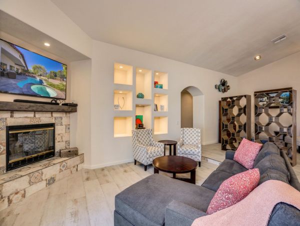 Palm Desert Home 983962