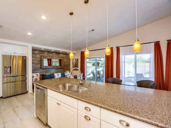Palm Desert Home 983962