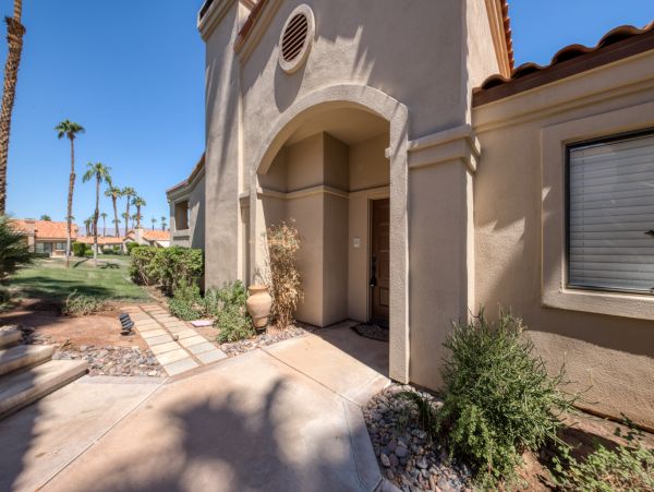 Palm Desert Home 983964