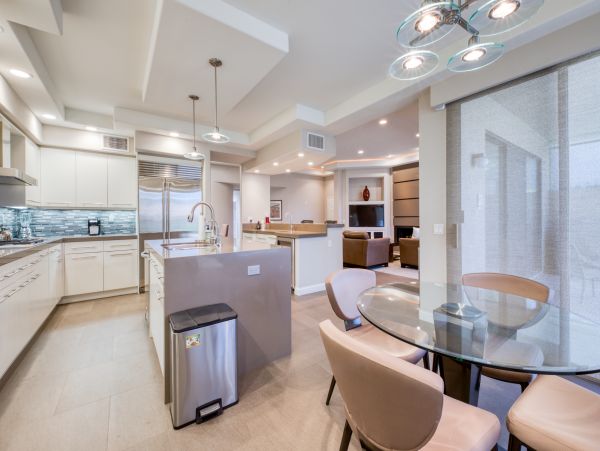 Palm Desert Home 983964