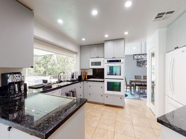 Palm Desert Home 983965