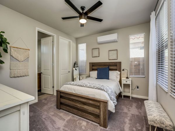 Palm Desert Home 983966