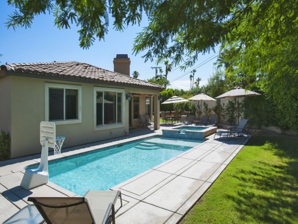 Palm Desert Home 983968