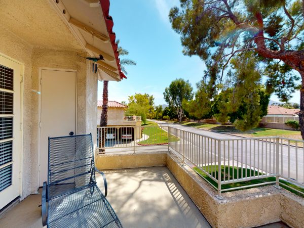 Palm Desert Home 983969