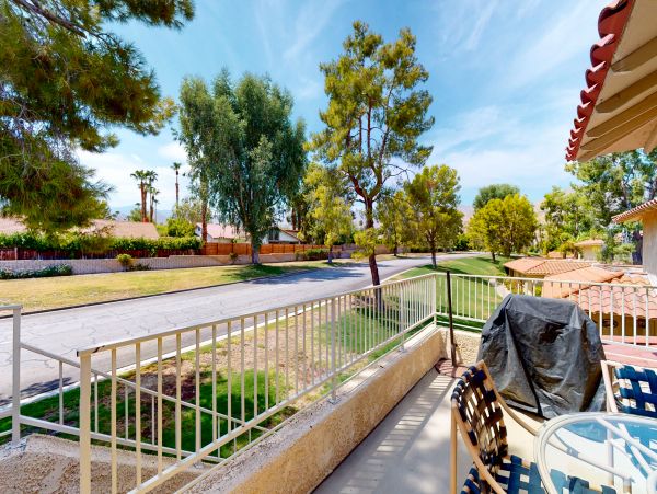 Palm Desert Home 983969
